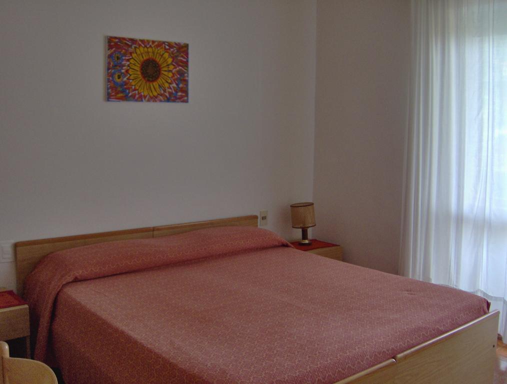 Hotel Svizzero Санджінето Номер фото
